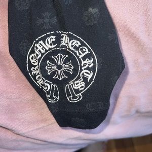 100% authentic chrome heart leggings